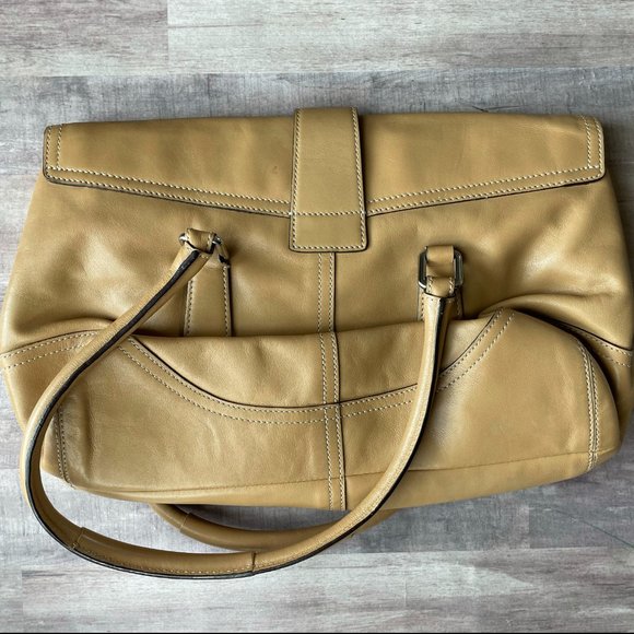 Coach Tan Leather Shoulder Bag Large Flap Purse - Picture 2 of 5